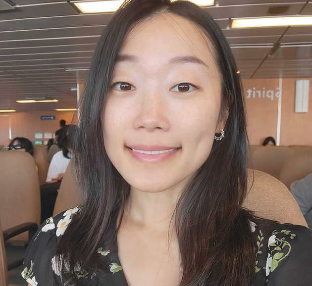 Tong S., Teacher at Aham Yoga.